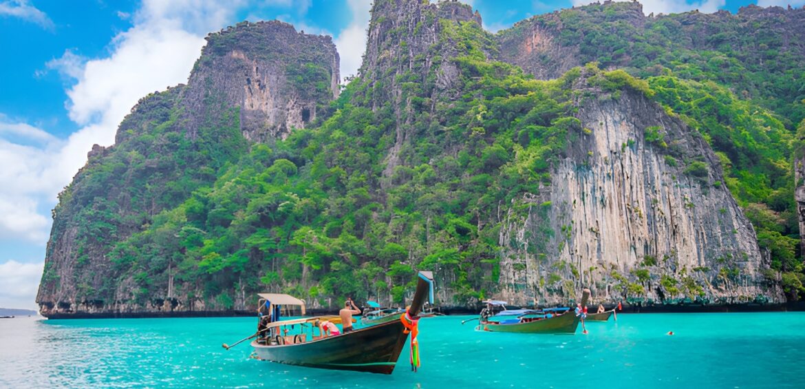 Full-Day Island Hopping Adventure with Lunch Included